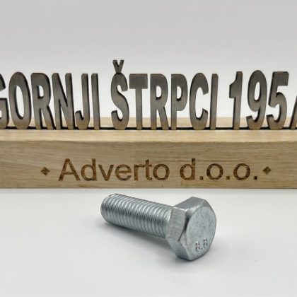 Vijak 6UG ISO 4017 8.8 SW13 A2K M8x112